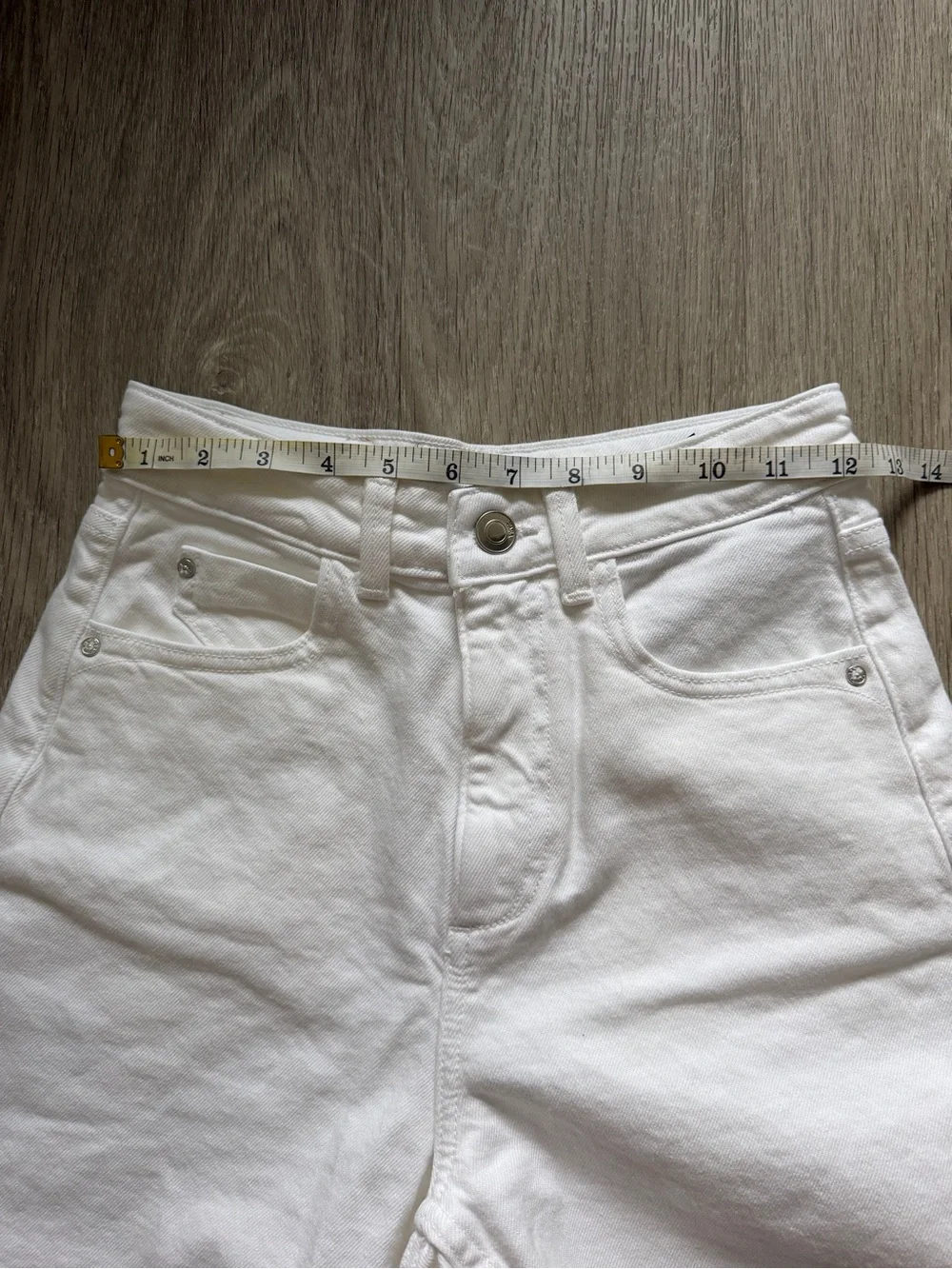 Zara White Denim MOM SHORT